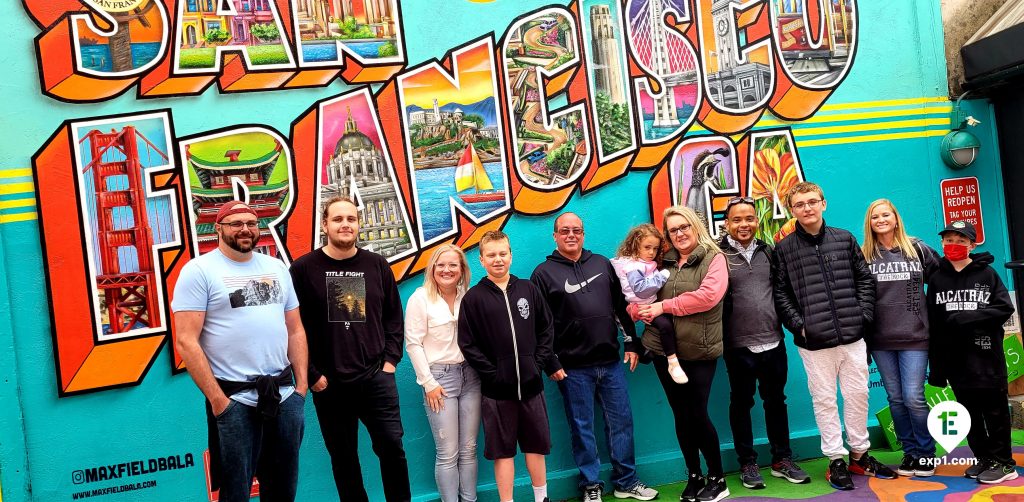 Group photo Fishermans Wharf Tour on 24 July 2021 with Chet