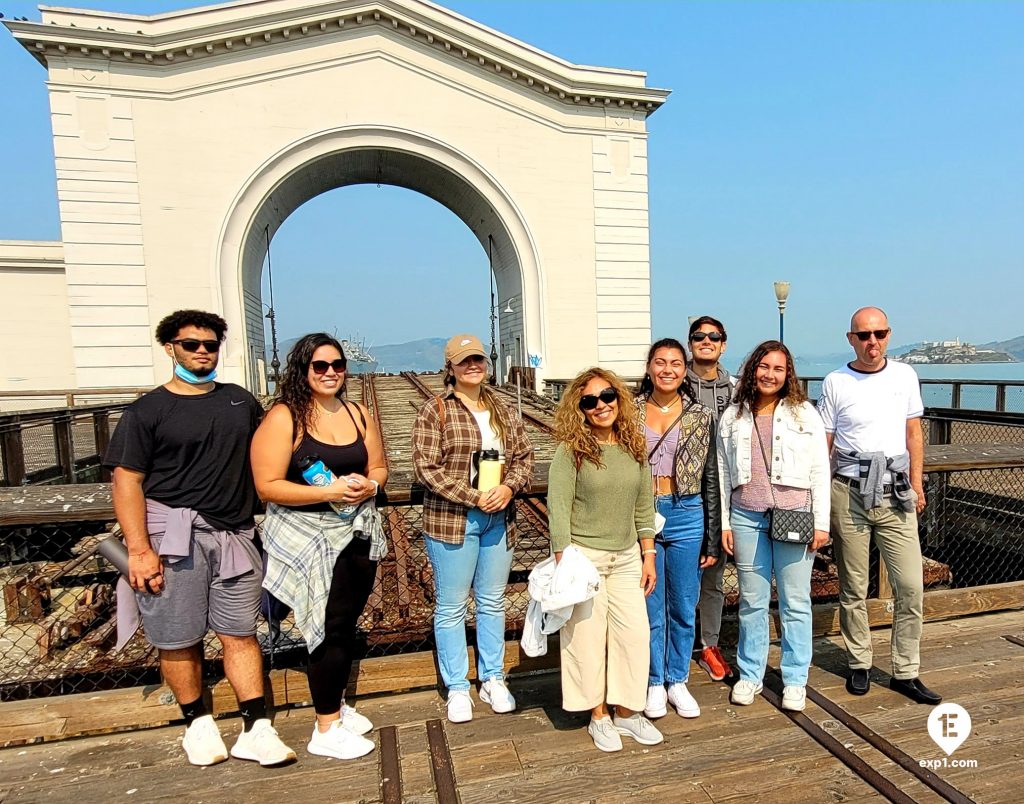 Group photo Fishermans Wharf Tour on 27 August 2021 with Chet