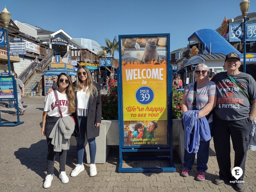 Group photo Fishermans Wharf Tour on 2 October 2021 with Wealthy