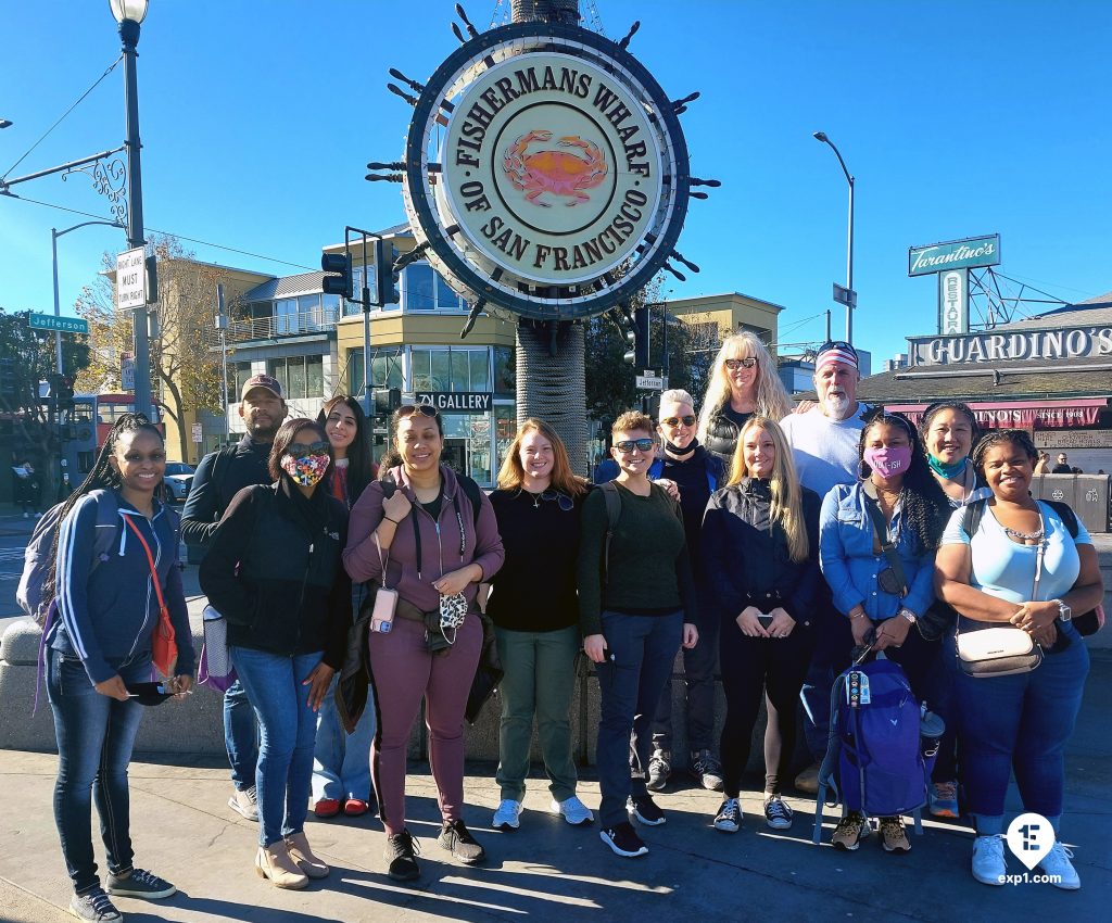 Group photo Fishermans Wharf Tour on 20 November 2021 with Chet