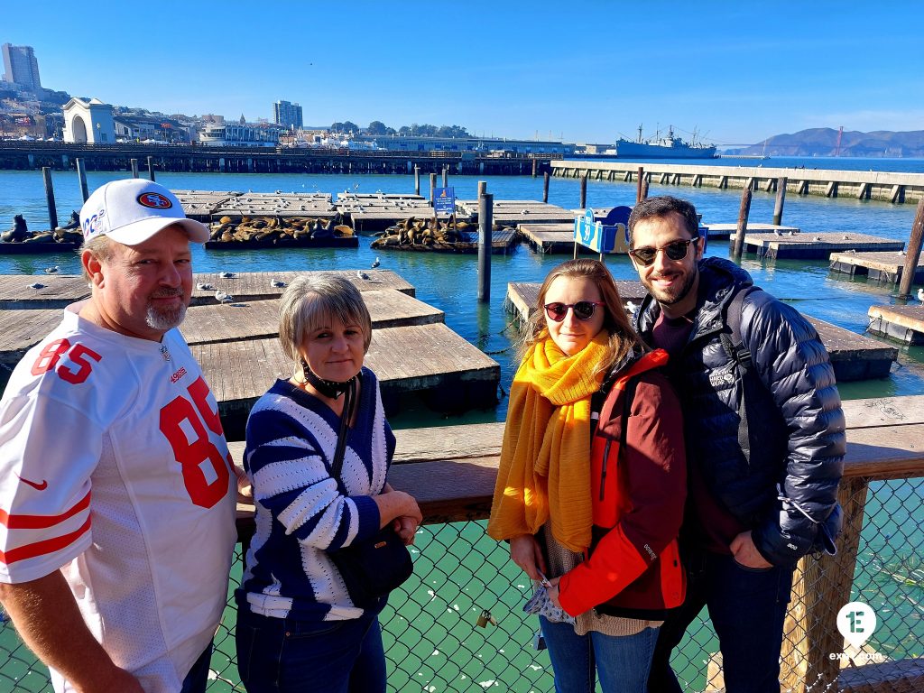 Group photo Fishermans Wharf Tour on 27 November 2021 with Chet