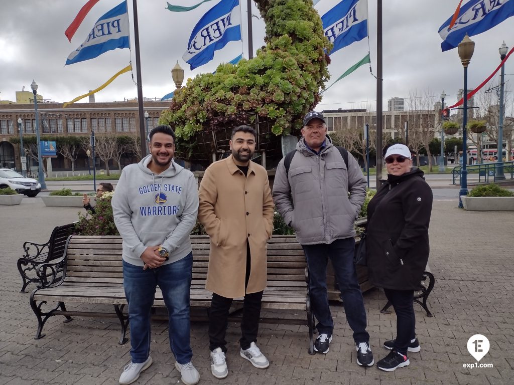 Group photo Fisherman’s Wharf Walking Tour on 30 March 2022 with Wealthy