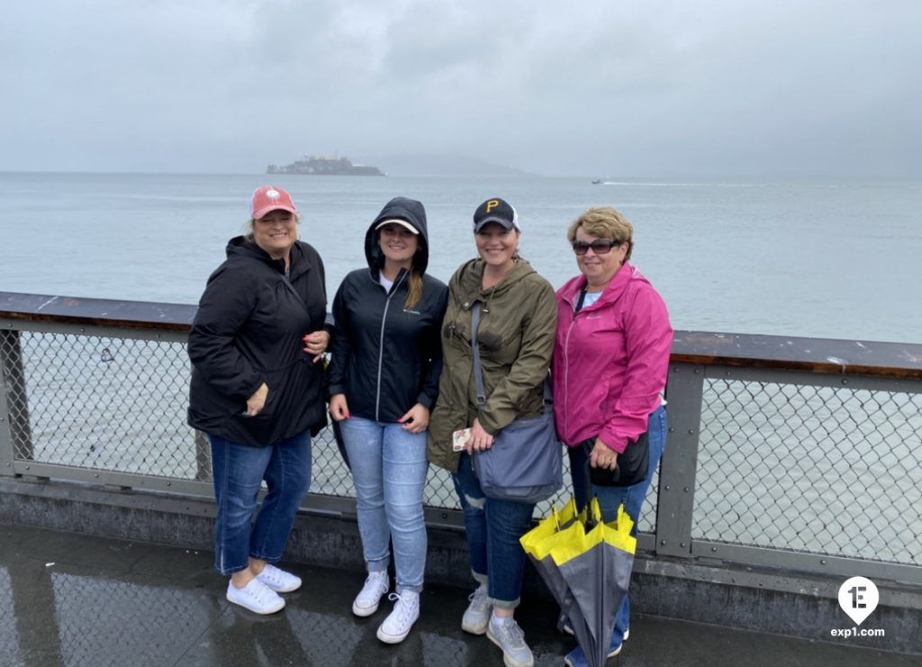 Group photo San Francisco in a Day Walking Tour on 5 June 2022 with Eric