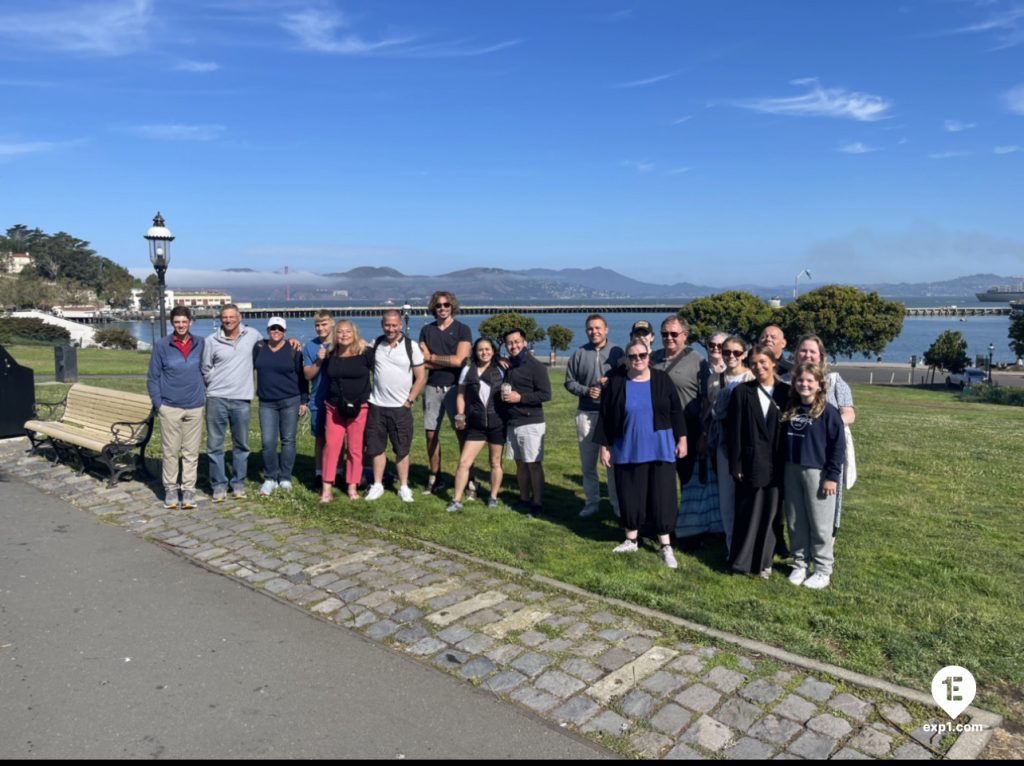 Group photo San Francisco in a Day Walking Tour on 2 August 2022 with Eric