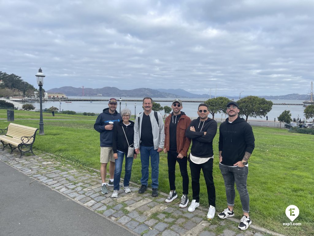 Group photo Fisherman’s Wharf Walking Tour on 2 October 2022 with Eric