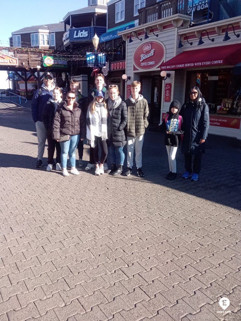 Group photo Fisherman’s Wharf Walking Tour on 12 December 2022 with John