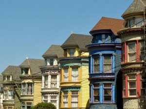 Colorful houses on San Francisco Haight-Ashbury walking tour