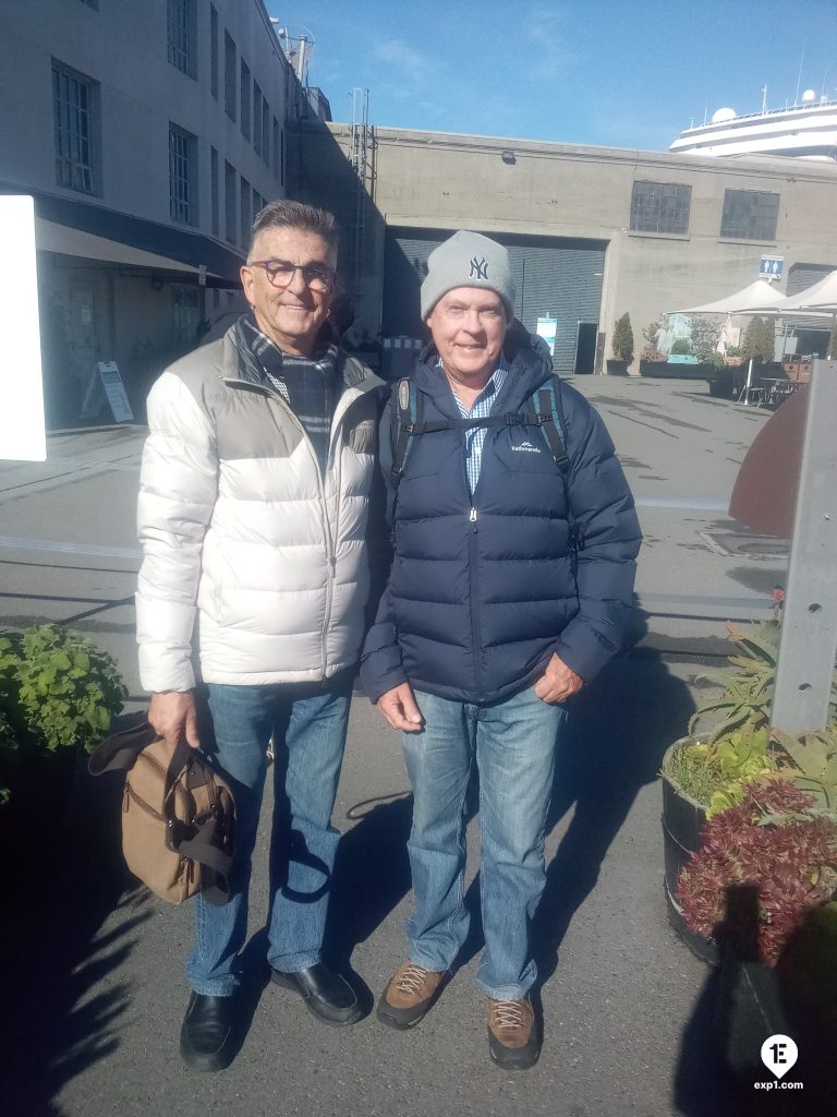 Group photo Fisherman’s Wharf Walking Tour on 6 February 2023 with John