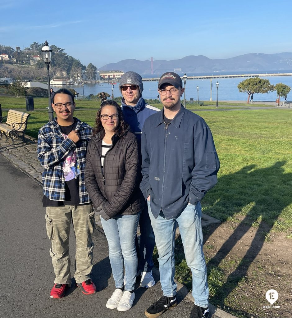 Group photo Fisherman’s Wharf Walking Tour on 24 December 2022 with Eric