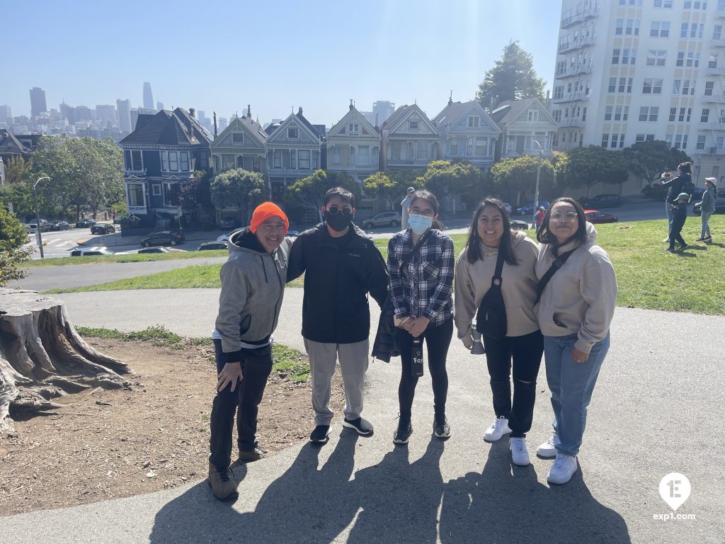 Group photo 16th Avenue Tiled Steps Guided Hike on Jun 3, 2023 with Eric