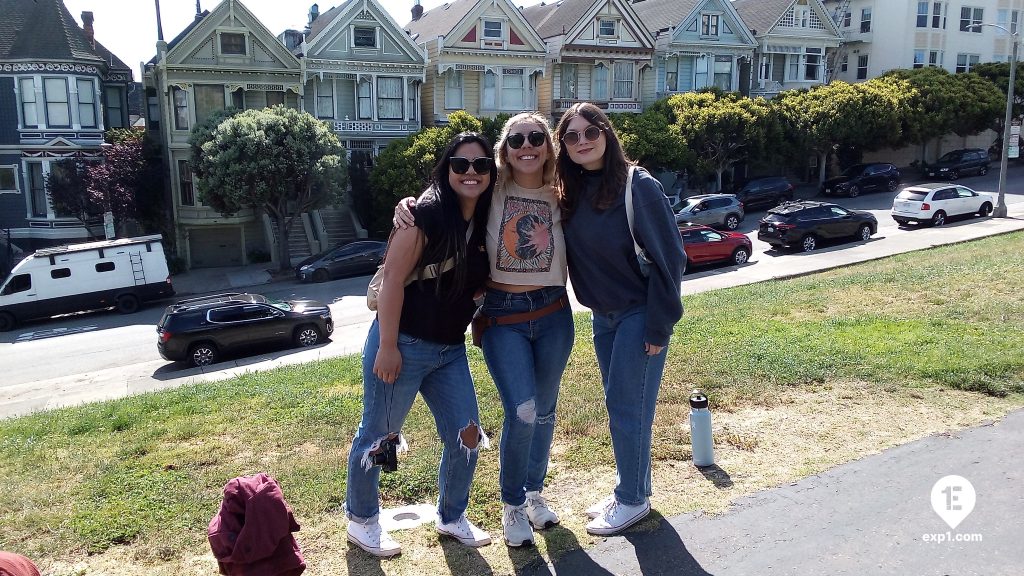 Group photo The Painted Ladies and Victorian Homes of Alamo Square Tour on Jul 2, 2023 with John