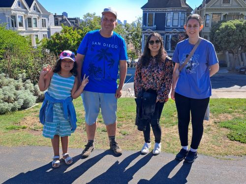 16Aug-The-Painted-Ladies-and-Victorian-Homes-of-Alamo-Square-Tour-John-Hurst1-scaled