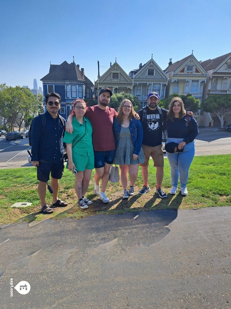 Group photo The Painted Ladies and Victorian Homes of Alamo Square Tour on Aug 31, 2023 with John