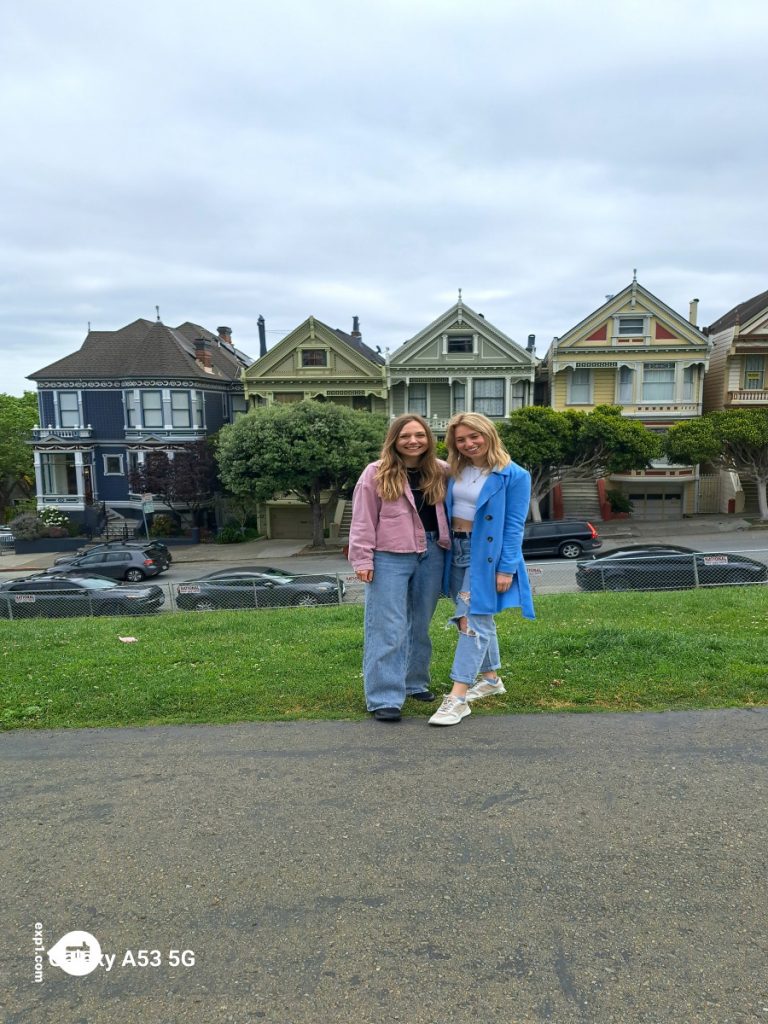 Group photo The Painted Ladies and Victorian Homes of Alamo Square Tour on May 17, 2024 with John