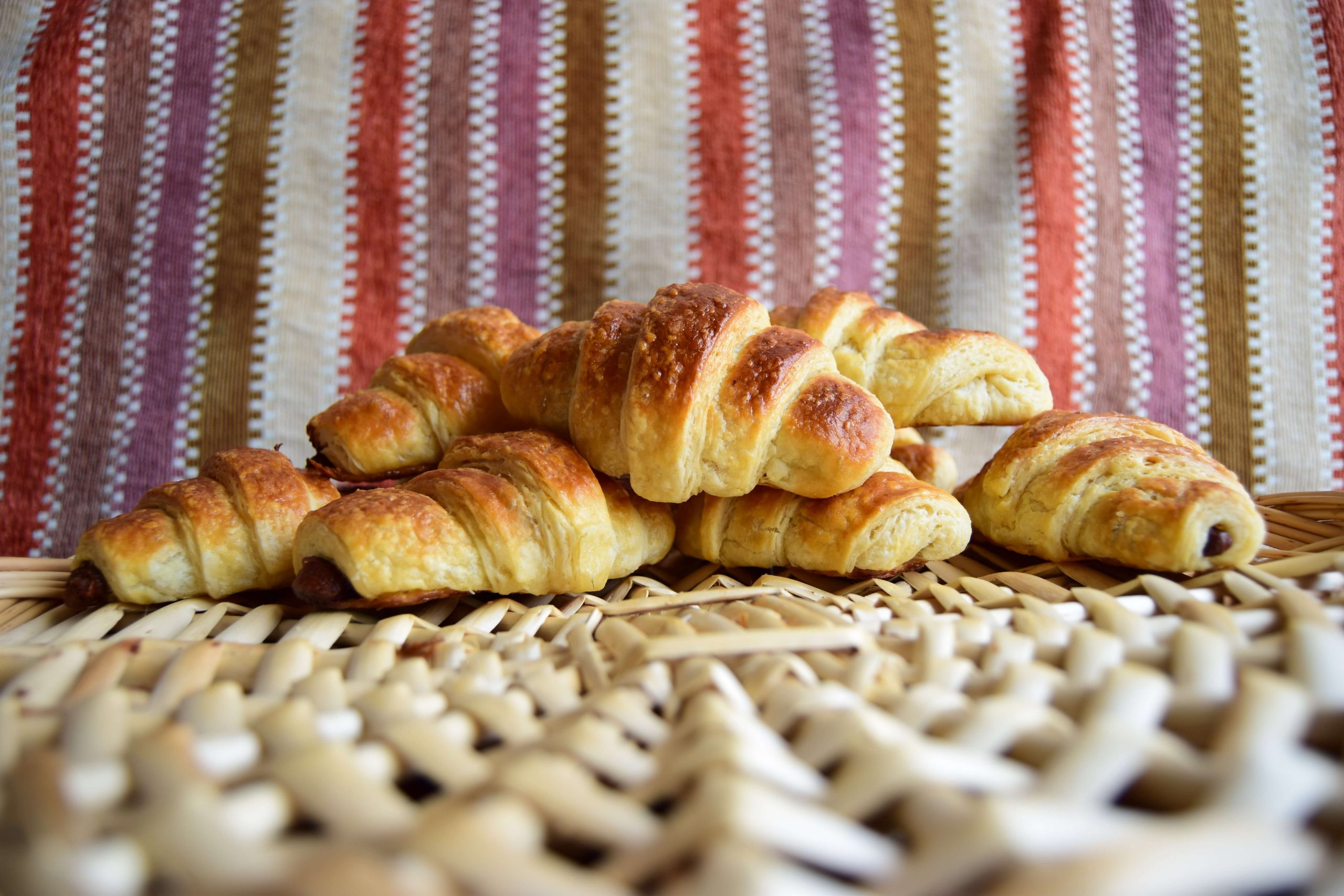 5 Of The Most Delicious Croissants In Paris And Where To Find Them