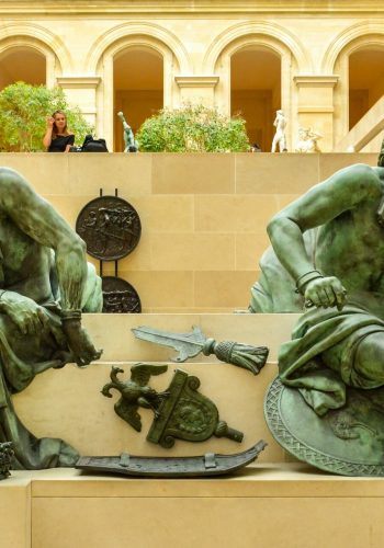 Louvre statues